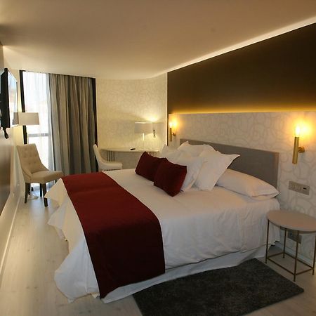 Hotel Cardenal Monforte De Lemos Zewnętrze zdjęcie