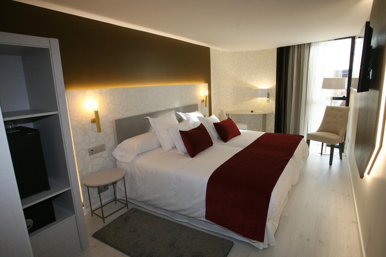 Hotel Cardenal Monforte De Lemos Zewnętrze zdjęcie
