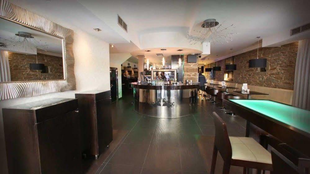 Hotel Cardenal Monforte De Lemos Zewnętrze zdjęcie
