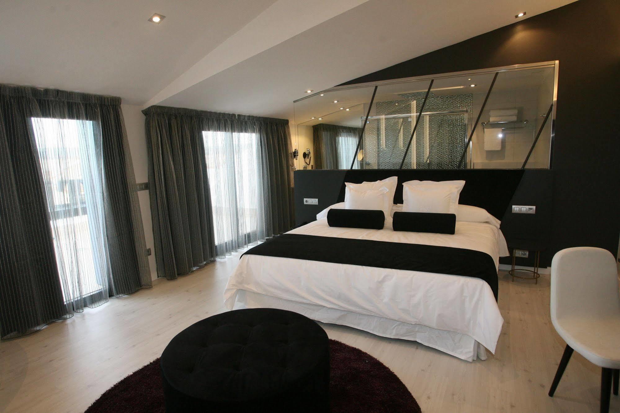 Hotel Cardenal Monforte De Lemos Zewnętrze zdjęcie